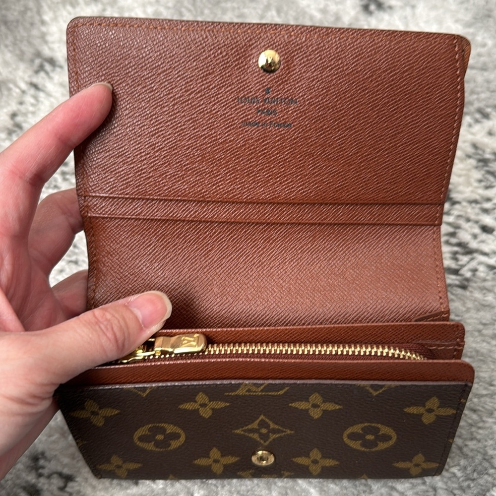 Authentic Louis Vuitton Tresor wallet - Picture 3 of 11